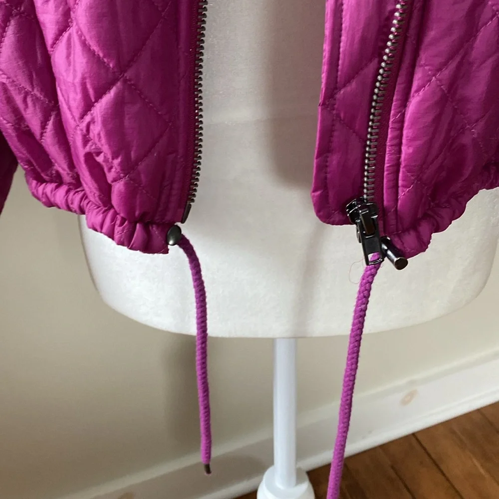 Free people quilted pink Bomber Jacket XS. Perfect condition. - Picture 3 of 7